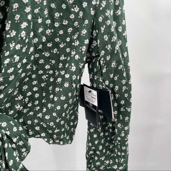 VOLCOM wrapsicle green floral crop top waist tie along sleeve Small (4/6) NWT - Picture 11 of 15